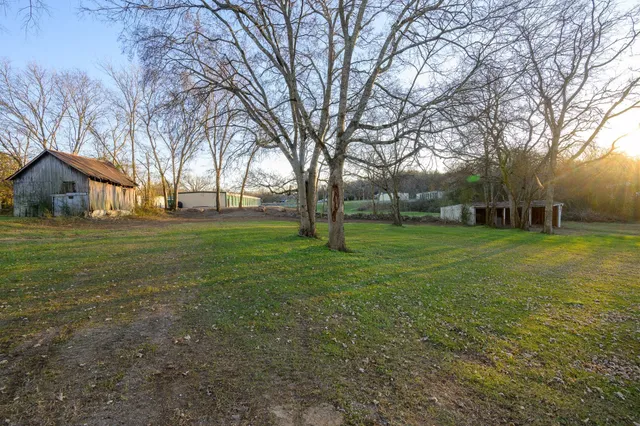 $369,900 | 311 Locust Street, Alexandria, TN 37012