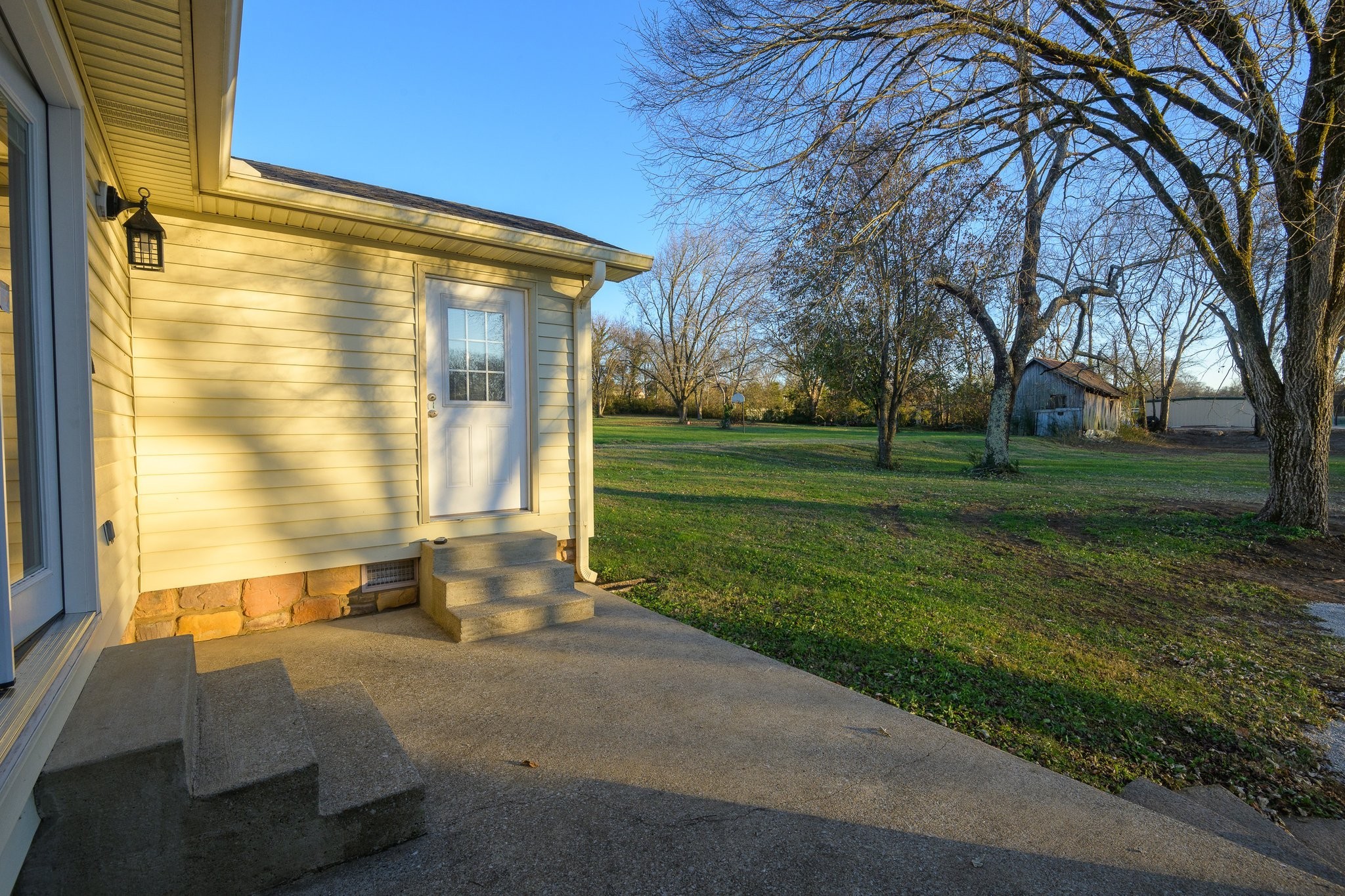 311 Locust Street Alexandria, TN 37012 - Photo 15 of 83