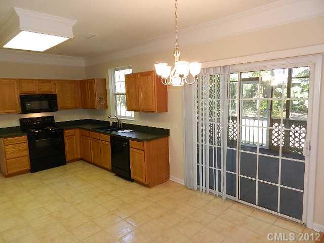 645 Clearbrook Road Matthews, NC 28105 - Photo 11 of 16