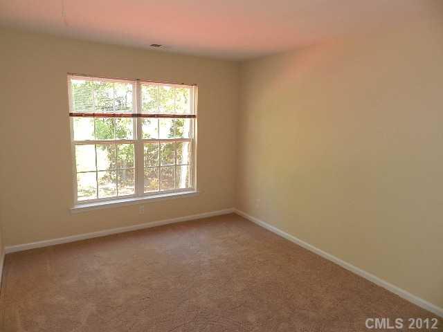 645 Clearbrook Road Matthews, NC 28105 - Photo 8 of 16