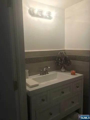 $4,200 | 204 Pierron Street, Northvale, NJ 07647