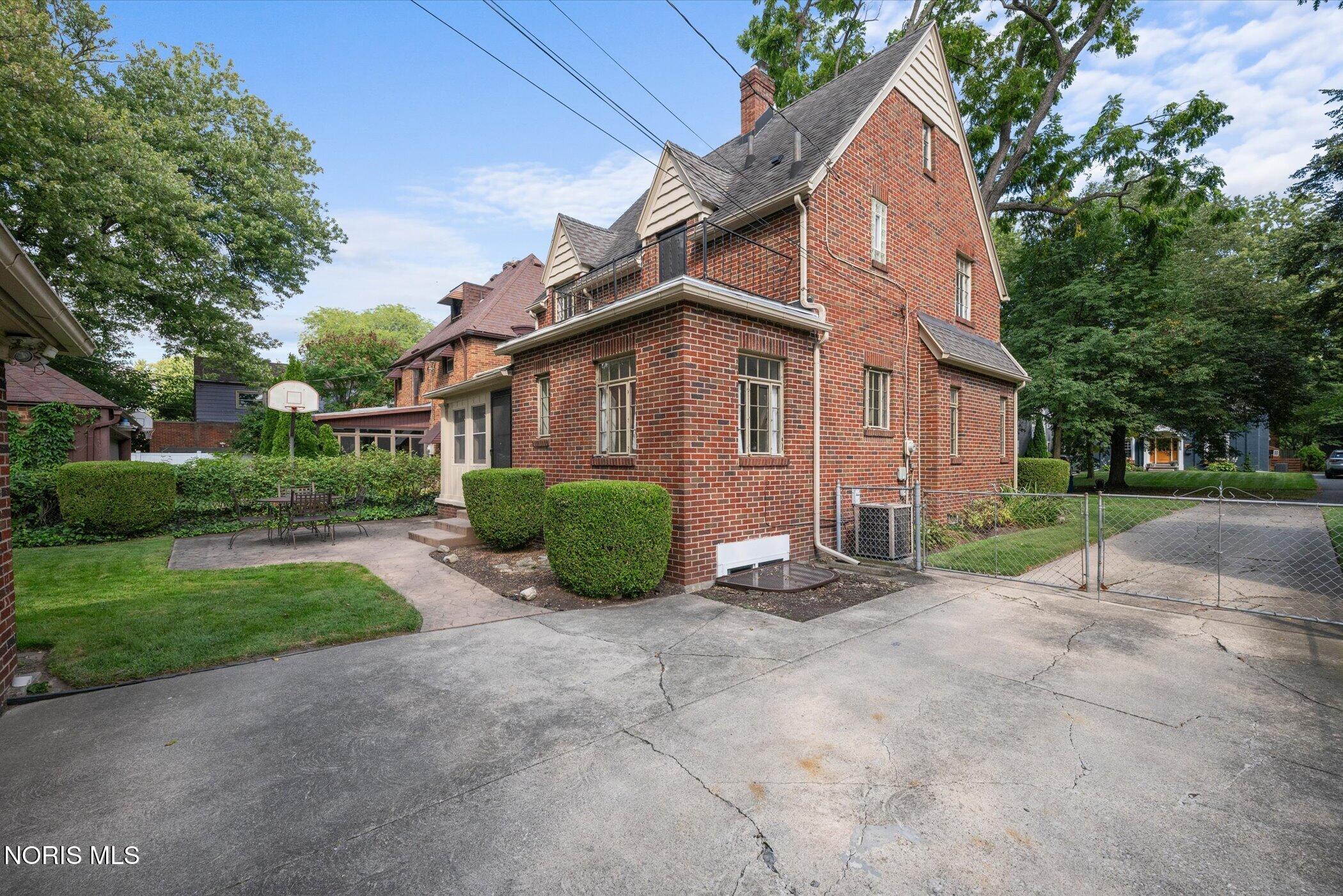 2823 Goddard Road Toledo, OH 43606 - Photo 33 of 37 Gallery Image 33