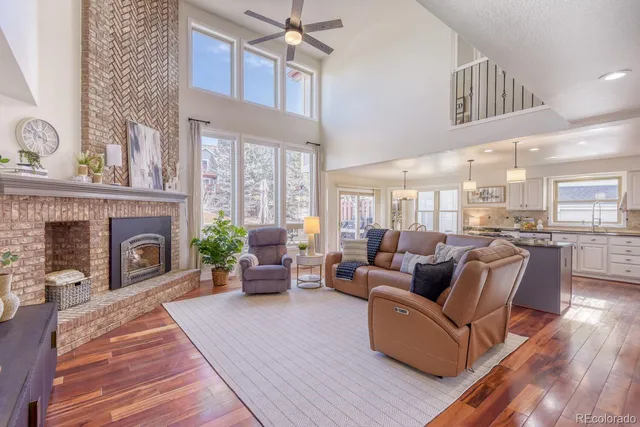 $1,000,000 | 10048 Cottoncreek Drive, Highlands Ranch, CO 80130