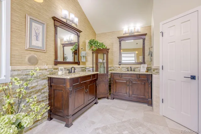 $1,000,000 | 10048 Cottoncreek Drive, Highlands Ranch, CO 80130