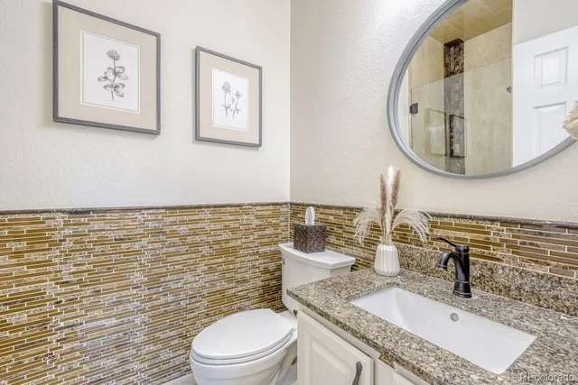 $1,000,000 | 10048 Cottoncreek Drive, Highlands Ranch, CO 80130