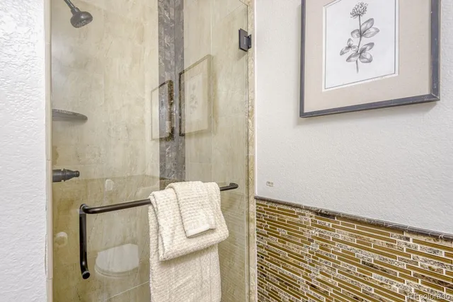 $1,000,000 | 10048 Cottoncreek Drive, Highlands Ranch, CO 80130