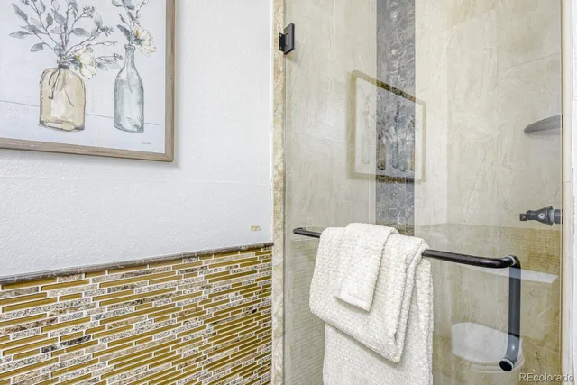 $1,000,000 | 10048 Cottoncreek Drive, Highlands Ranch, CO 80130