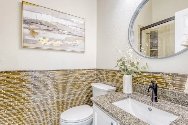 $1,000,000 | 10048 Cottoncreek Drive, Highlands Ranch, CO 80130