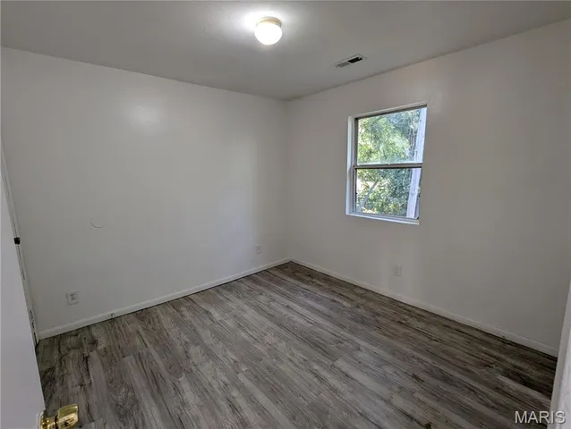 $795 | 8936 Higginson Avenue, Bel-Ridge, MO 63121