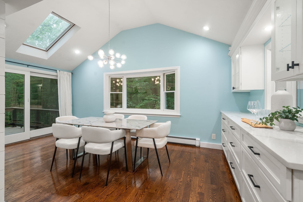 298 Marked Tree Road Needham, MA 02492 - Photo 6 of 29