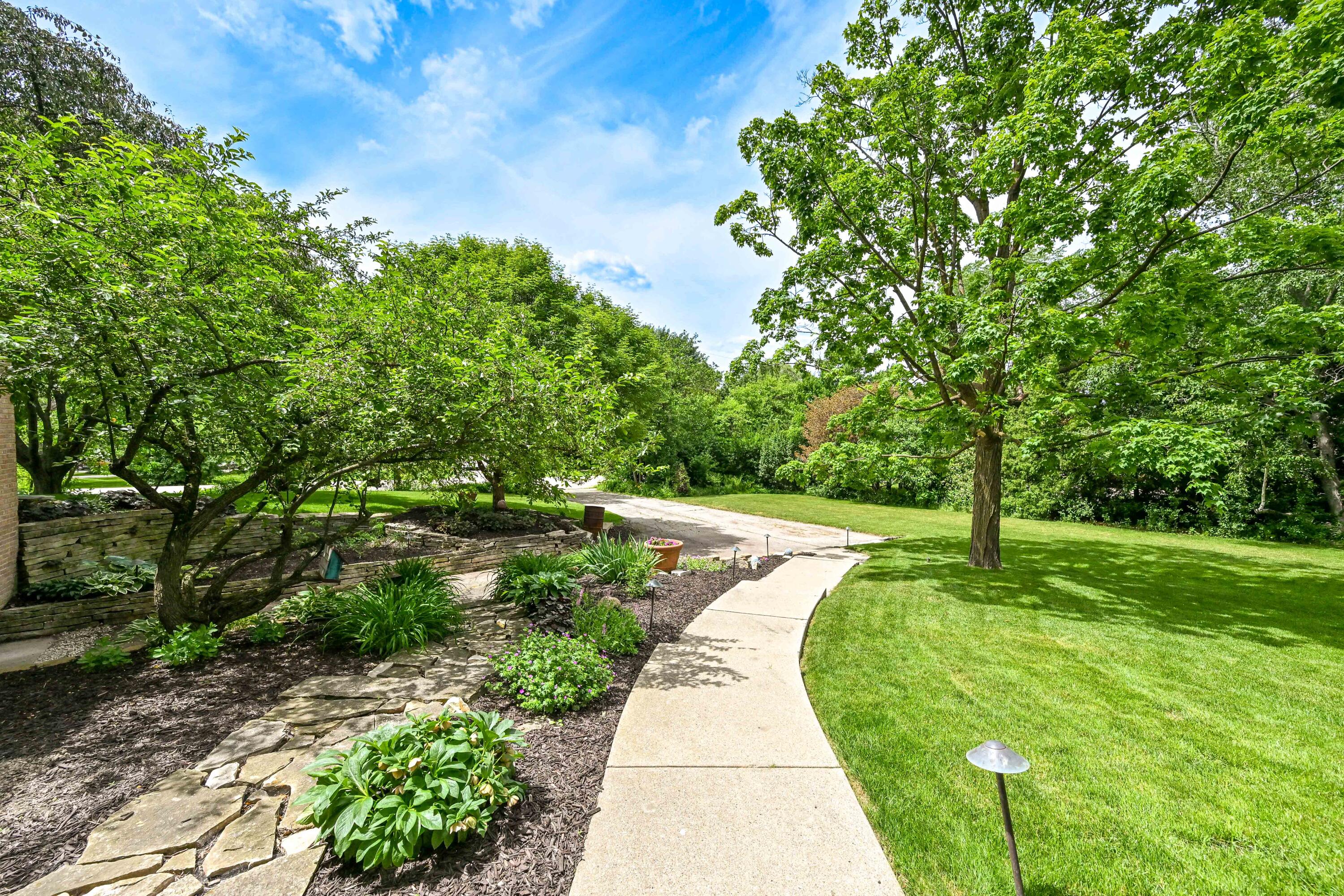 N68W13566 Ranch Road Menomonee Falls, WI 53051 - Photo 33 of 49 Yard