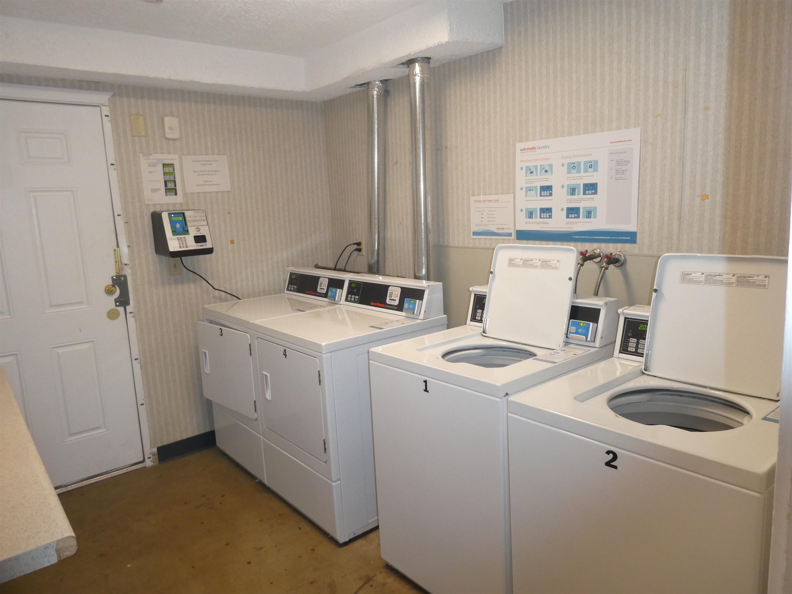 545 Calef Road, Unit 18 Manchester, NH 03103 - Photo 11 of 14