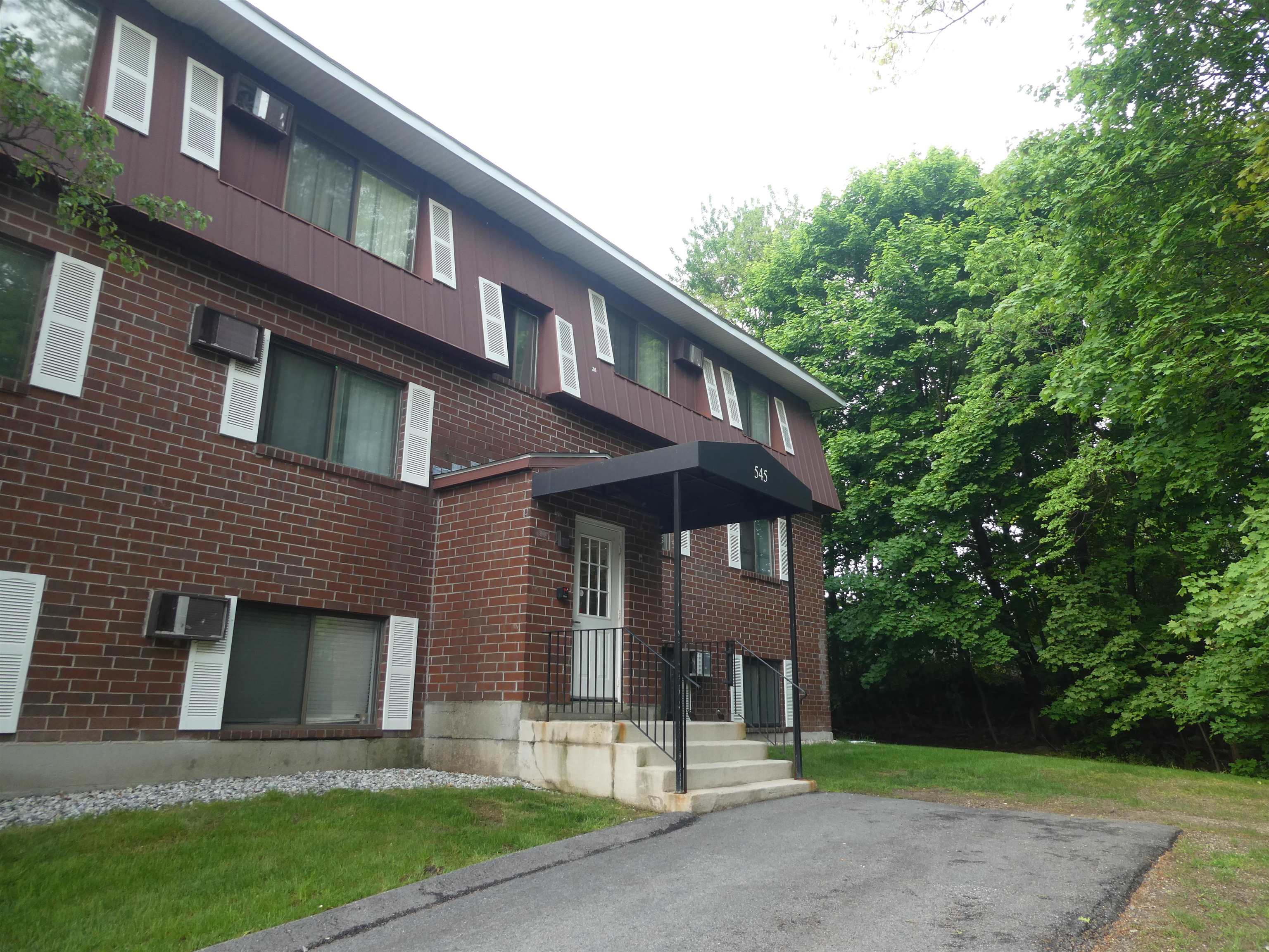 545 Calef Road, Unit 18 Manchester, NH 03103 - Photo 14 of 14