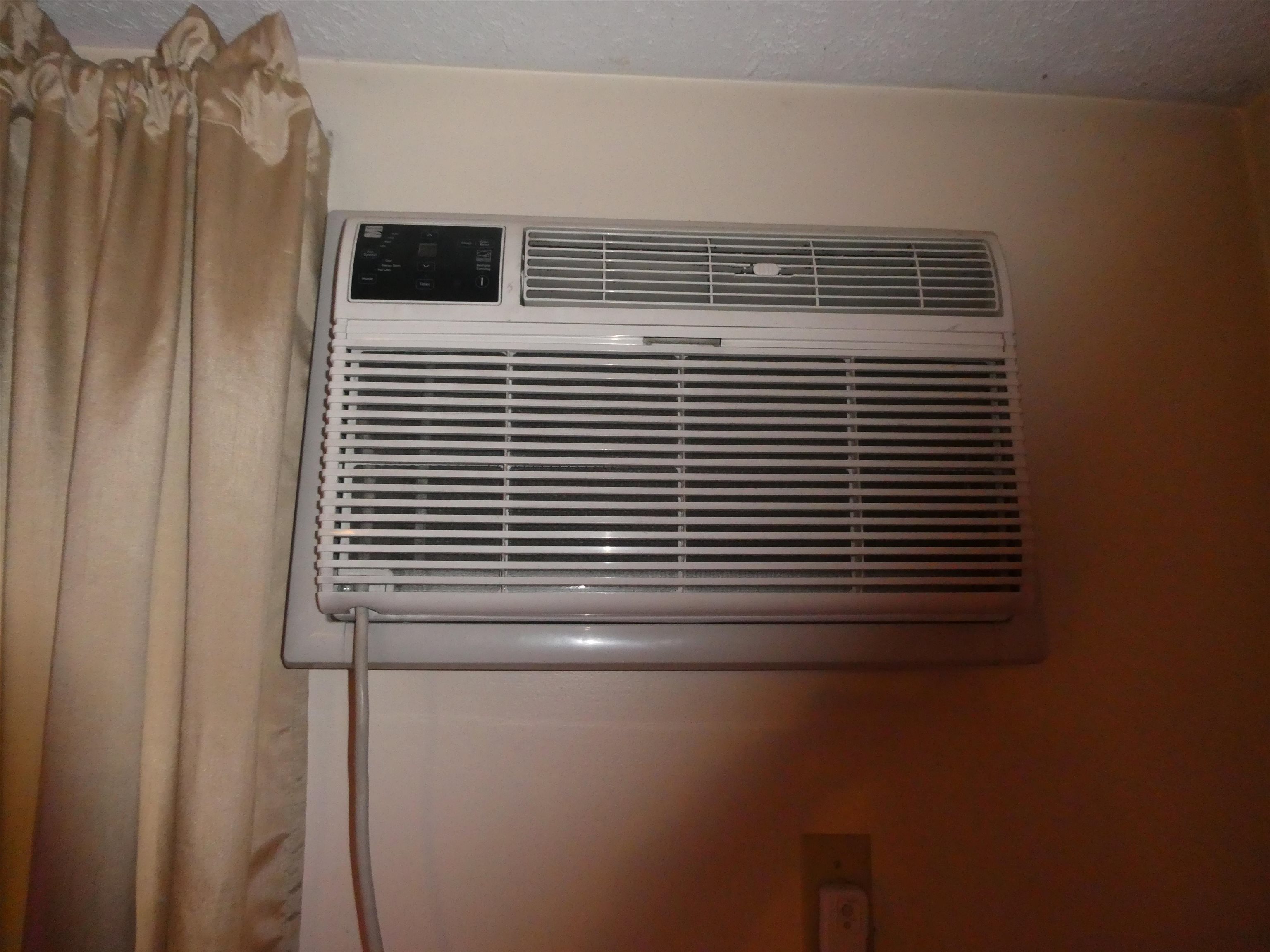 545 Calef Road, Unit 18 Manchester, NH 03103 - Photo 9 of 14