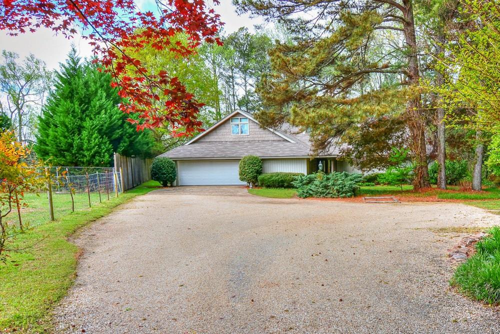 376 Forest Lake Road Lawrenceville, GA 30046 - Photo 1 of 1