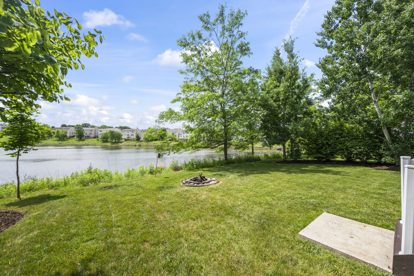 1059 Bellows Way Volo, IL 60073 - Photo 32 of 39