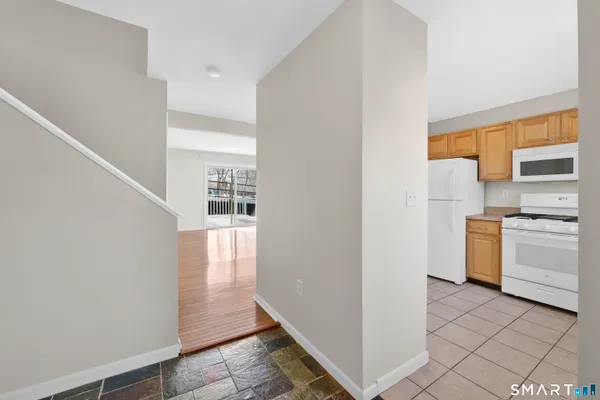 $269,900 | 28 Larkspur Drive, Unit 28, Cromwell, CT 06416
