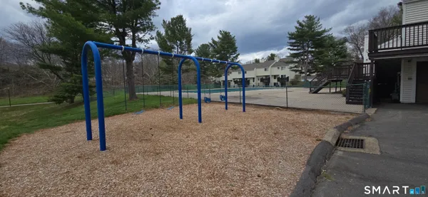 $269,900 | 28 Larkspur Drive, Unit 28, Cromwell, CT 06416