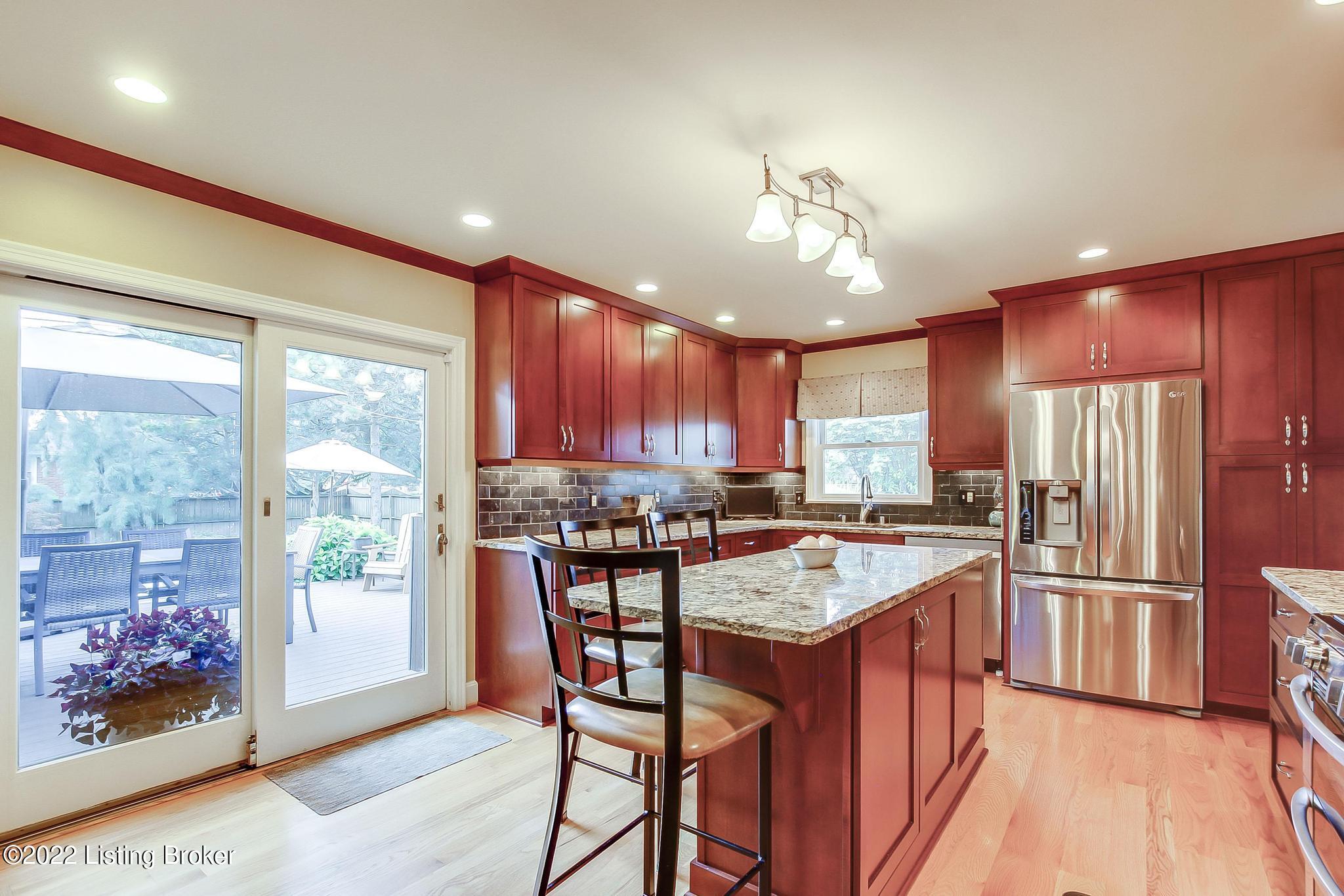 3515 Hanover Road Louisville, KY 40207 - Photo 15 of 47 3515_HanoverRd_40207_115