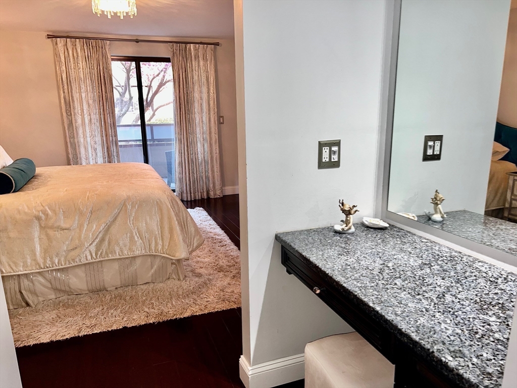 404 Paradise Road, Unit 1D Swampscott, MA 01907 - Photo 29 of 36
