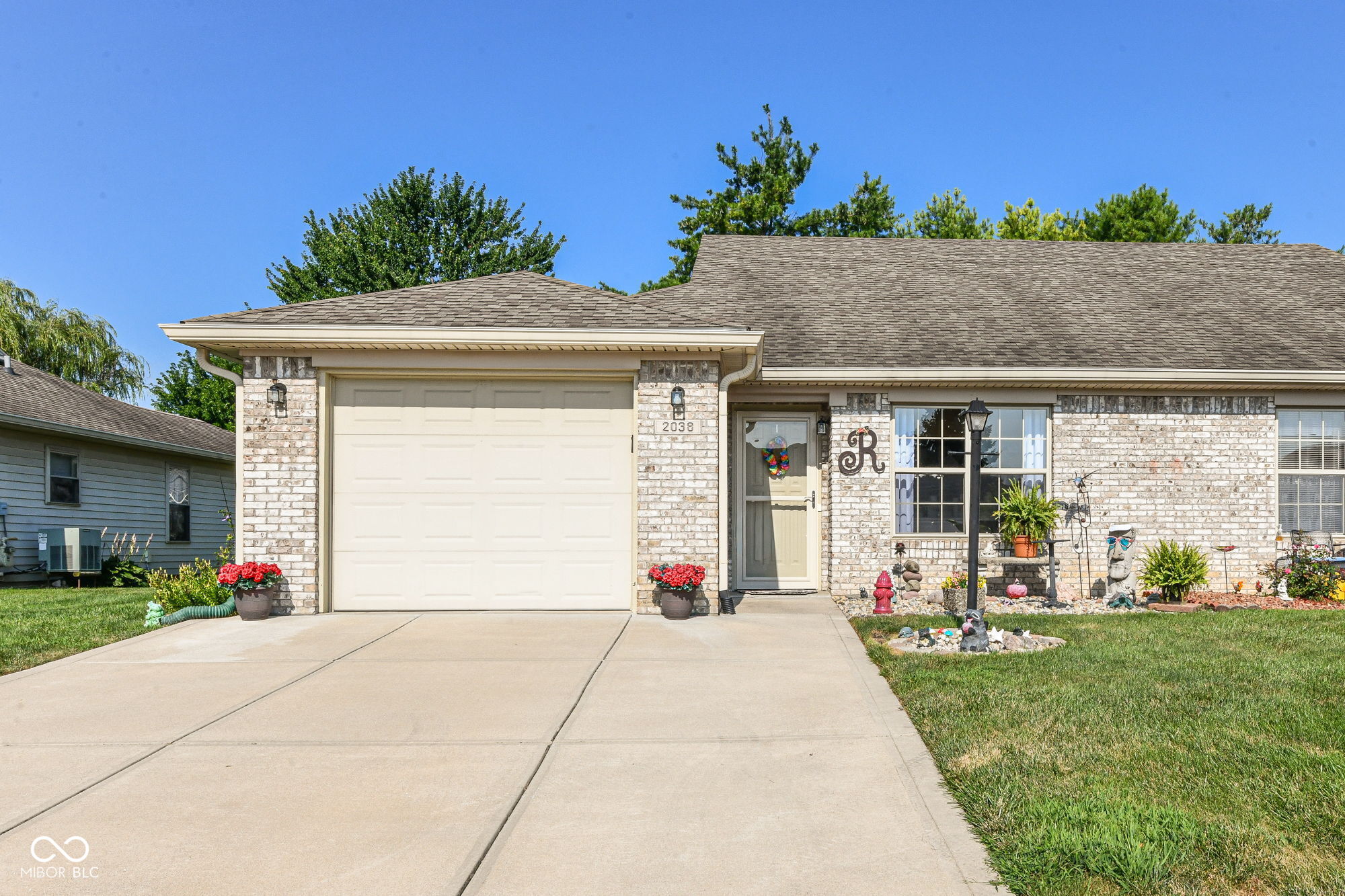 2038 Flamingo Way Franklin, IN 46131 - Photo 1 of 29