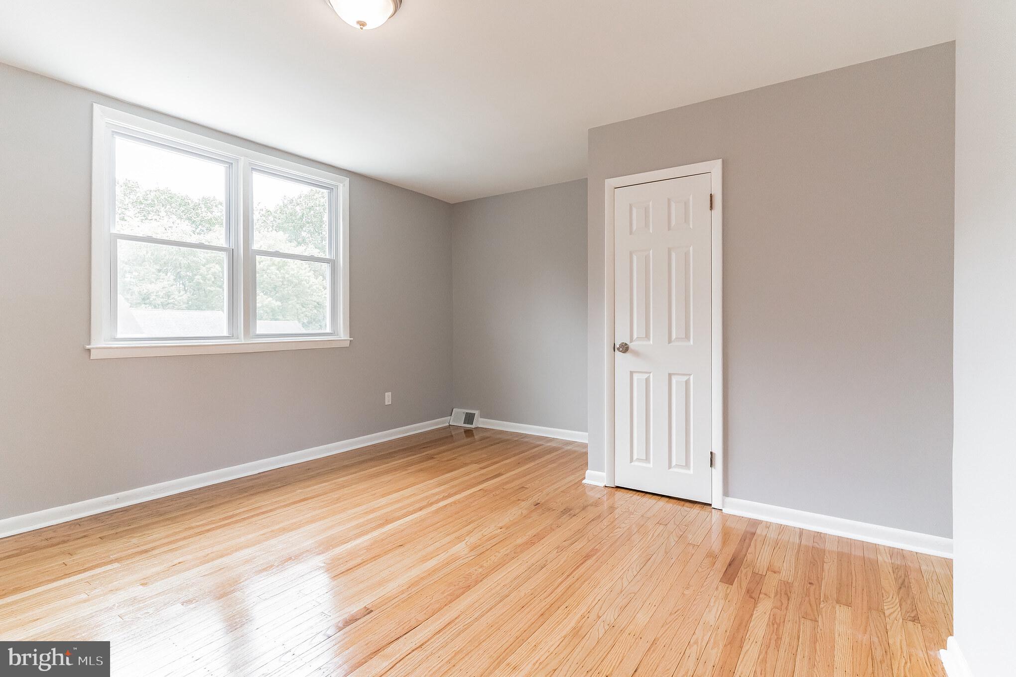 328 Ripka Street Philadelphia, PA 19128 - Photo 23 of 32