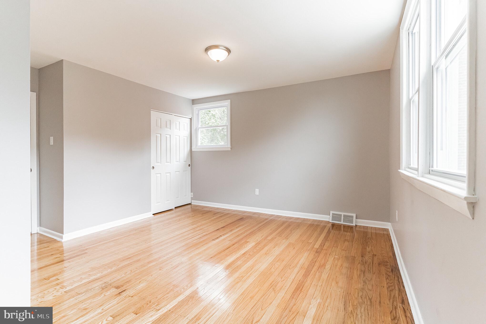 328 Ripka Street Philadelphia, PA 19128 - Photo 24 of 32