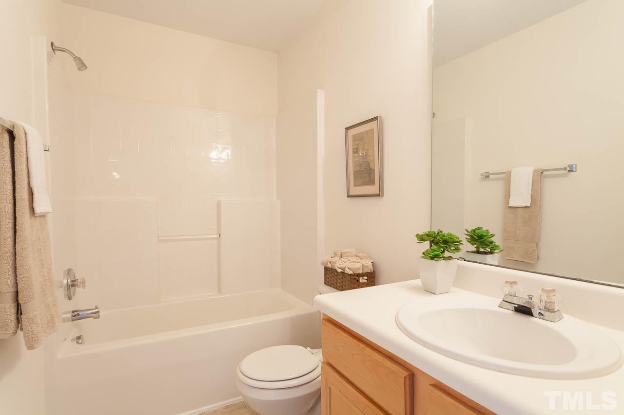 5513 Seaspray Lane Raleigh, NC 27610 - Photo 20 of 25 Gallery Image 20