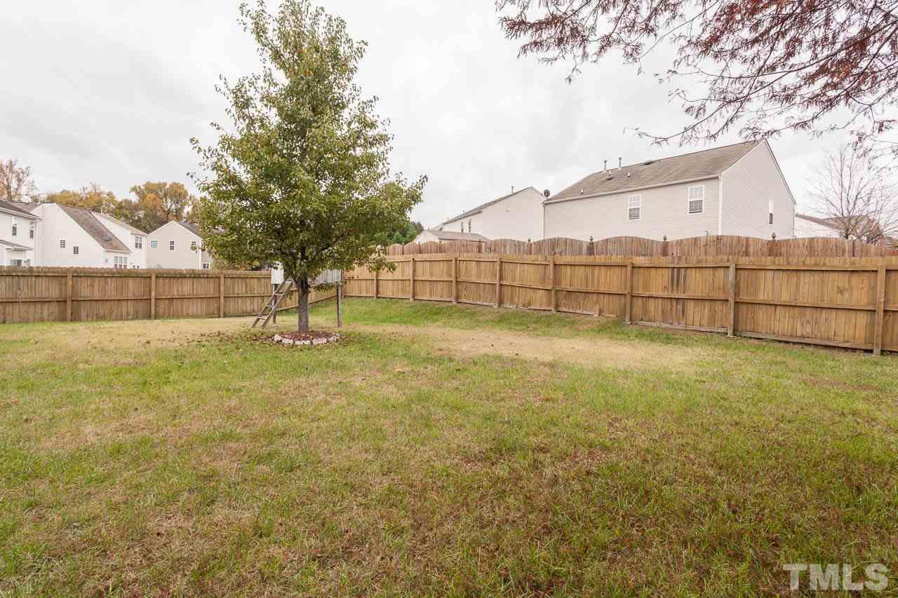 5513 Seaspray Lane Raleigh, NC 27610 - Photo 4 of 25 Gallery Image 4