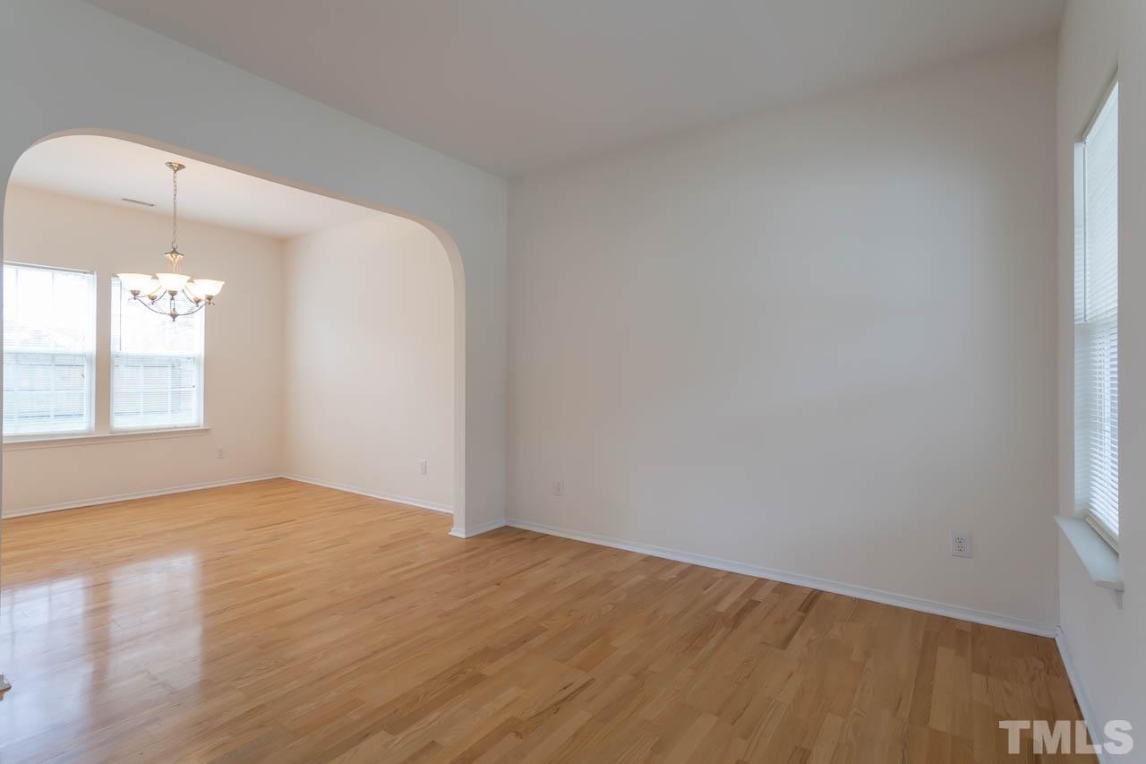 5513 Seaspray Lane Raleigh, NC 27610 - Photo 8 of 25 Gallery Image 8