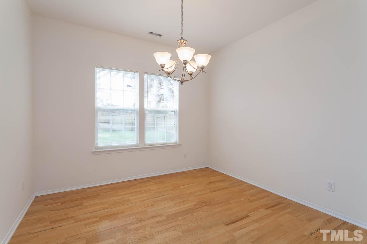 5513 Seaspray Lane Raleigh, NC 27610 - Photo 9 of 25 Gallery Image 9