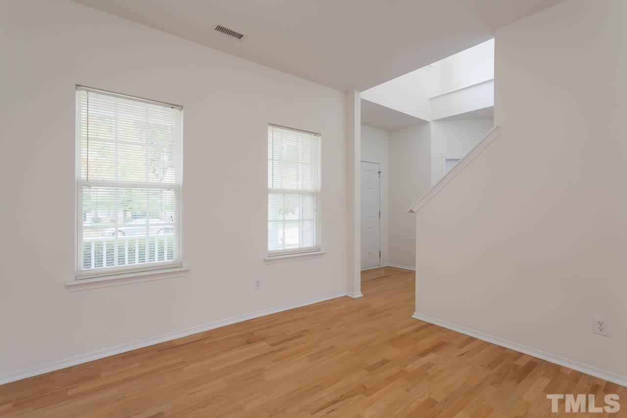 5513 Seaspray Lane Raleigh, NC 27610 - Photo 10 of 25 Gallery Image 10