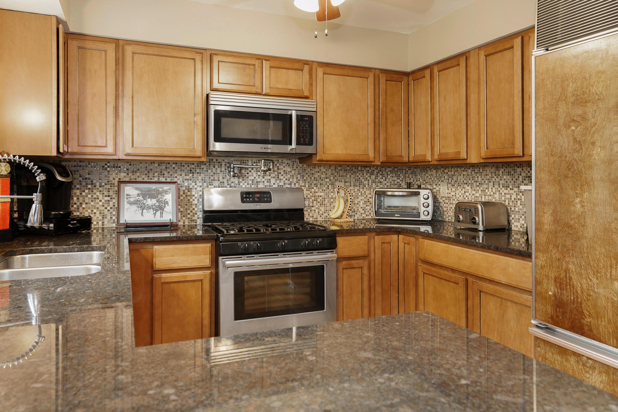 1631 Roxbury Road, Unit D3 Columbus, OH 43212 - Photo 13 of 35