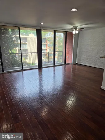 $2,300 | 16 South Van Dorn Street, Unit 201, Alexandria, VA 22304