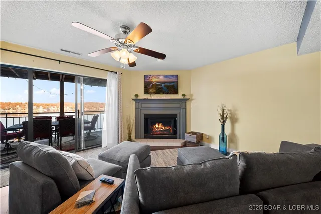 $230,000 | 152 Falls Point Drive, Unit 2A, Lake Ozark, MO 65049