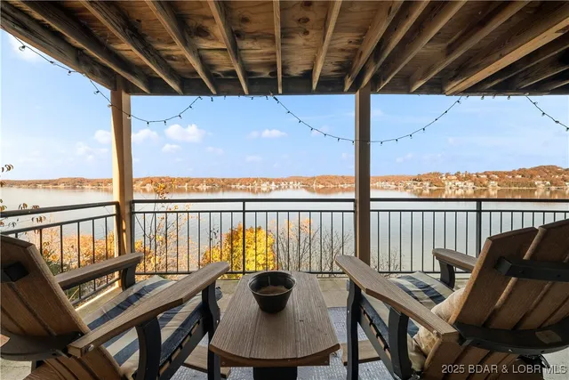 $230,000 | 152 Falls Point Drive, Unit 2A, Lake Ozark, MO 65049