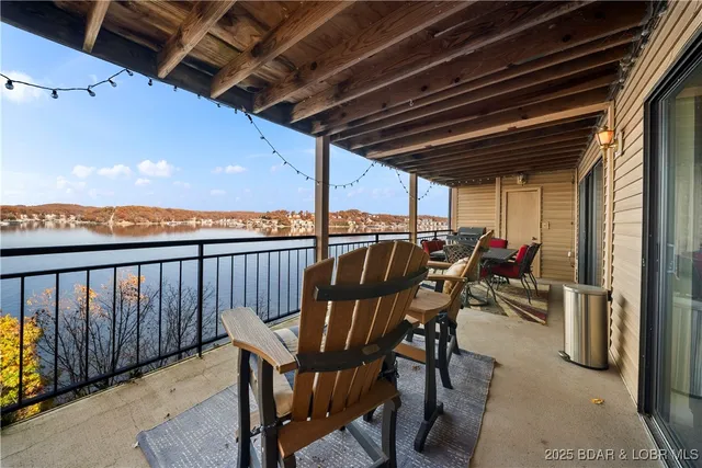 $230,000 | 152 Falls Point Drive, Unit 2A, Lake Ozark, MO 65049