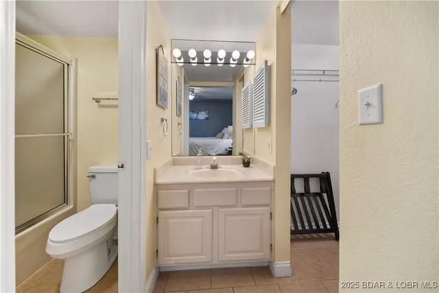 $230,000 | 152 Falls Point Drive, Unit 2A, Lake Ozark, MO 65049