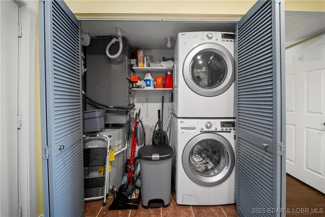 $230,000 | 152 Falls Point Drive, Unit 2A, Lake Ozark, MO 65049