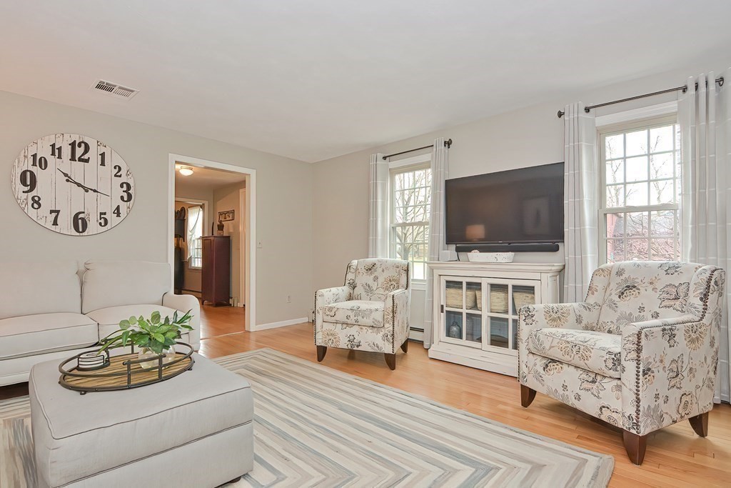 9 Whitney Road Hopedale, MA 01747 - Photo 18 of 39 Gallery Image 18