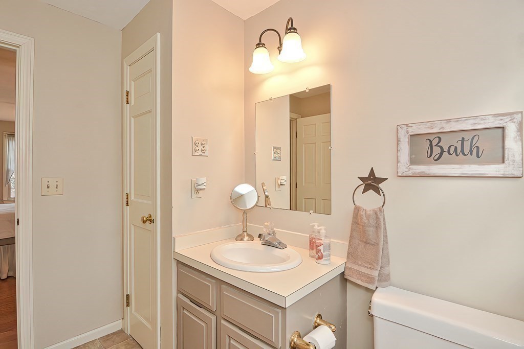 9 Whitney Road Hopedale, MA 01747 - Photo 33 of 39 Gallery Image 33