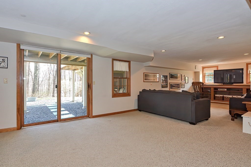 9 Whitney Road Hopedale, MA 01747 - Photo 37 of 39 Gallery Image 37