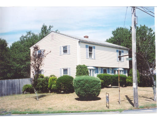 895 Regan Road Somerset, MA 02726 - Photo 2 of 5