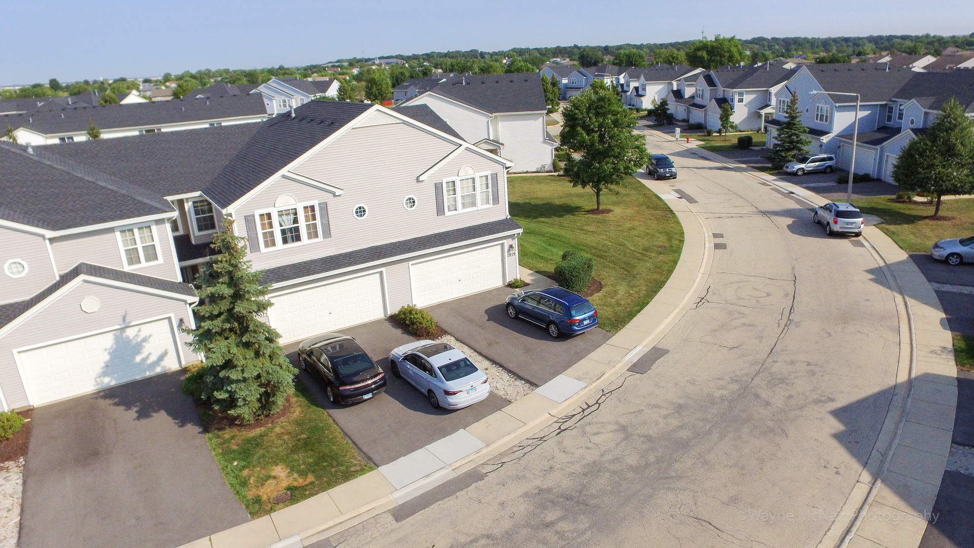 1012 Key Largo Drive Romeoville, IL 60446 - Photo 3 of 34