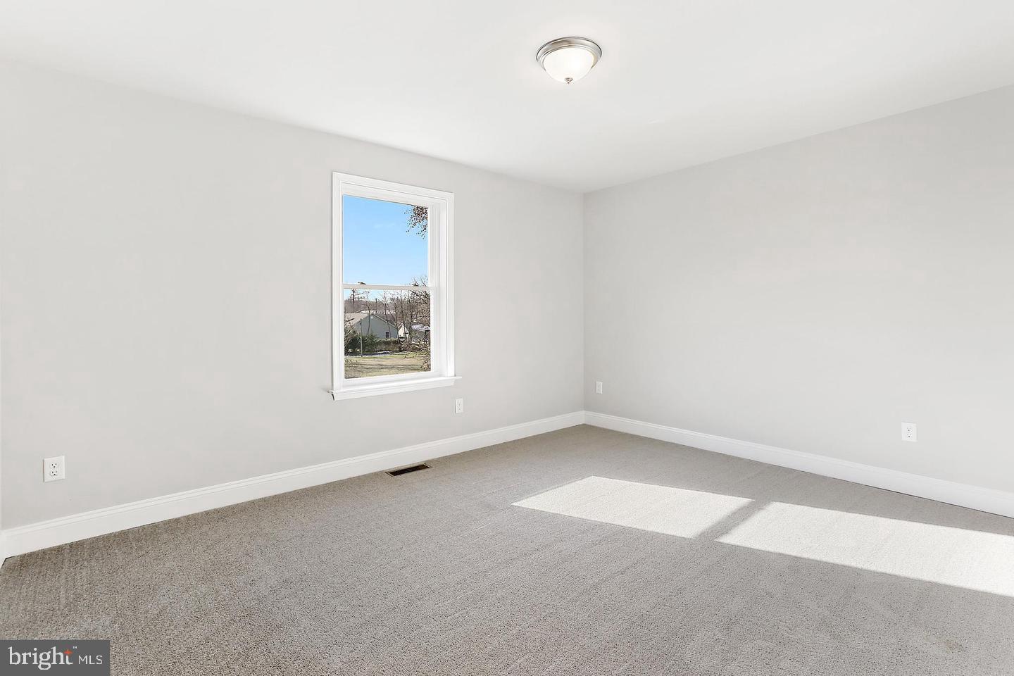 143 Riverside Road Essex, MD 21221 - Photo 6 of 14