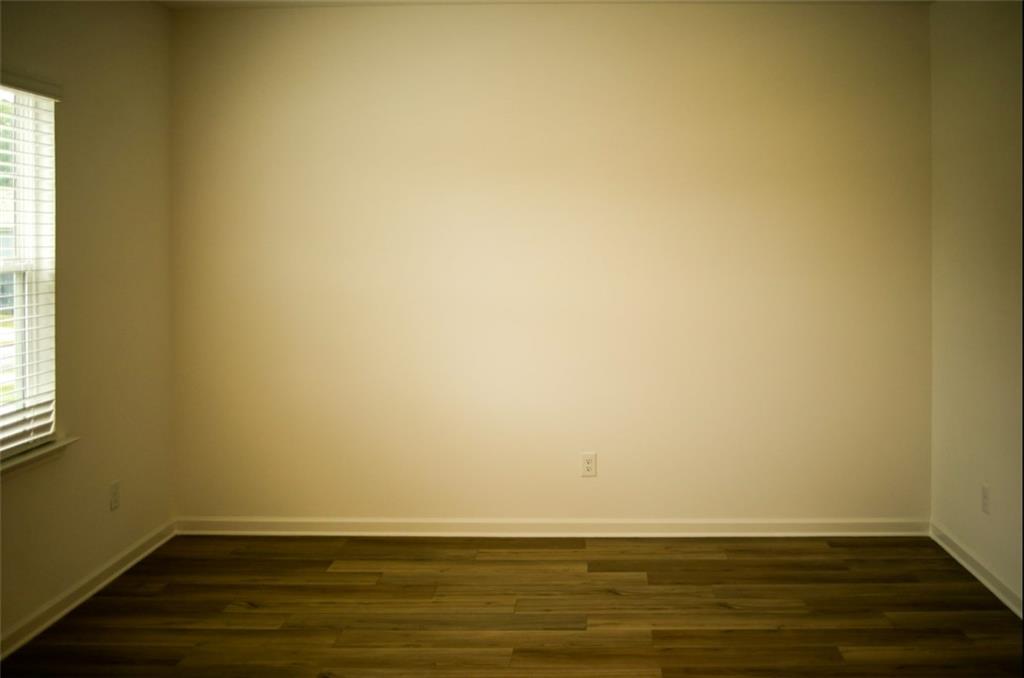 129 Elijah Street Jefferson, GA 30549 - Photo 5 of 35