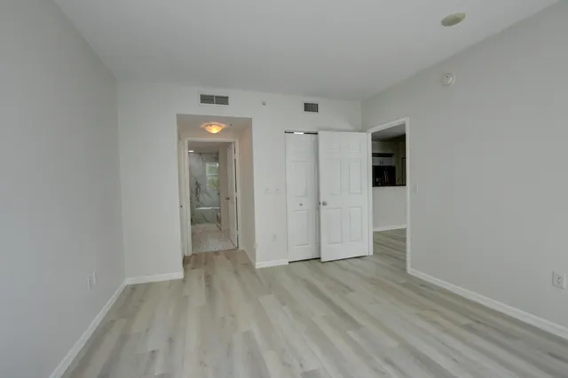 $5,750 | 700 East Boynton Beach Boulevard, Unit 403, Boynton Beach, FL 33435