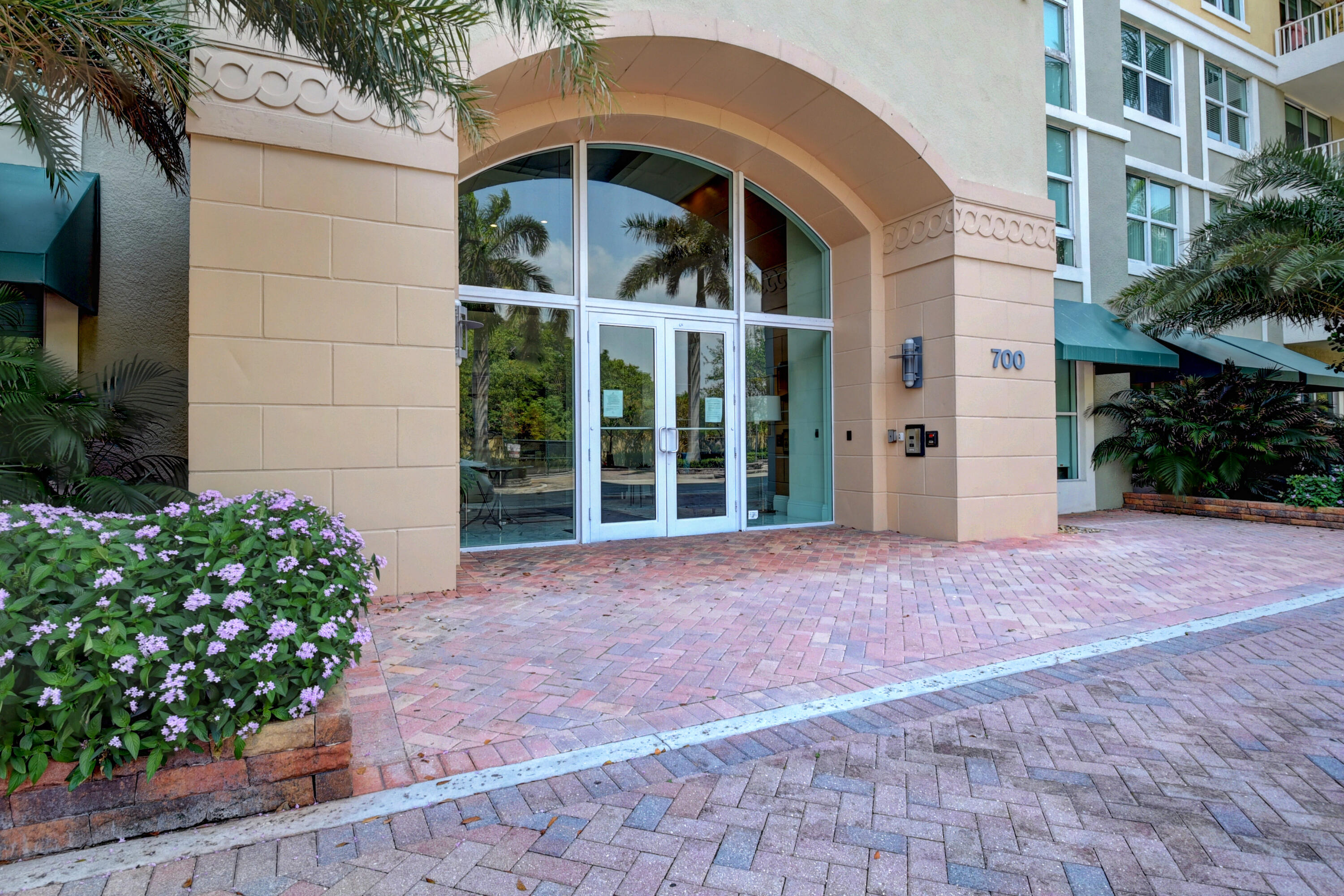 700 East Boynton Beach Boulevard, Unit 403 Boynton Beach, FL 33435 - Photo 32 of 35 39_01_01_virtuals1 (11)