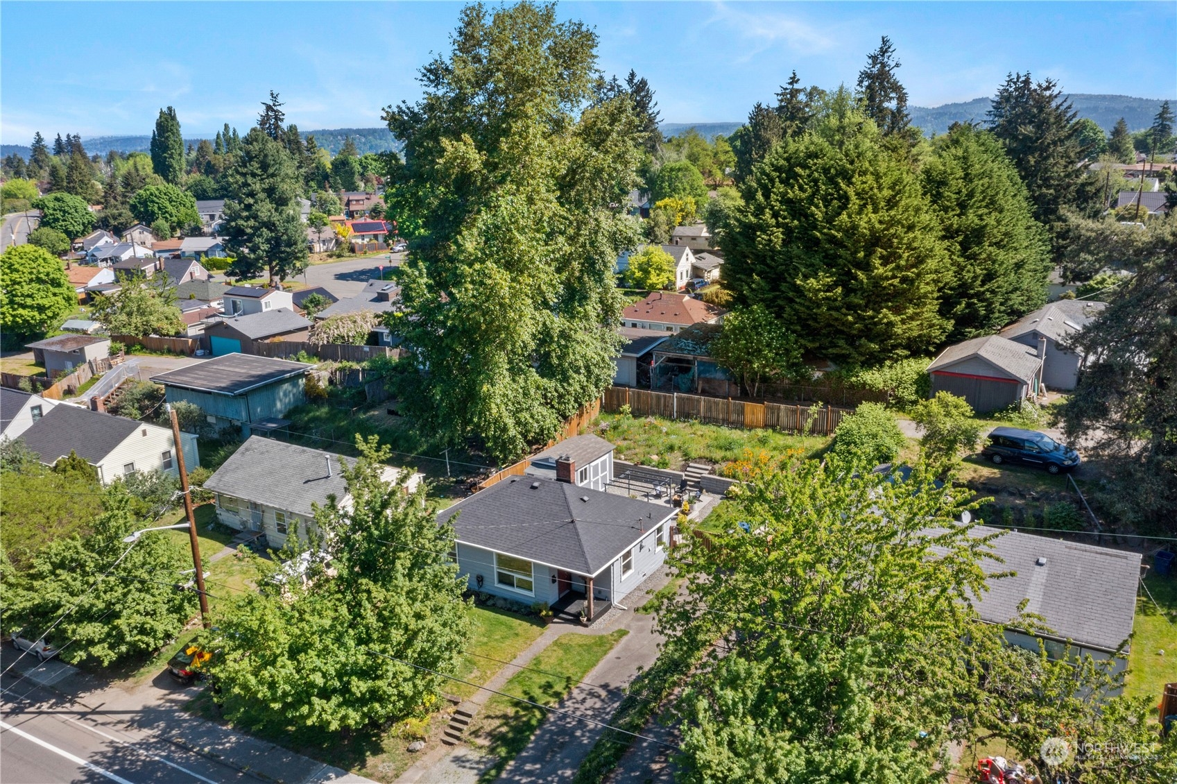 12012 Renton Avenue South Seattle, WA 98178 - Photo 26 of 29 Gallery Image 26