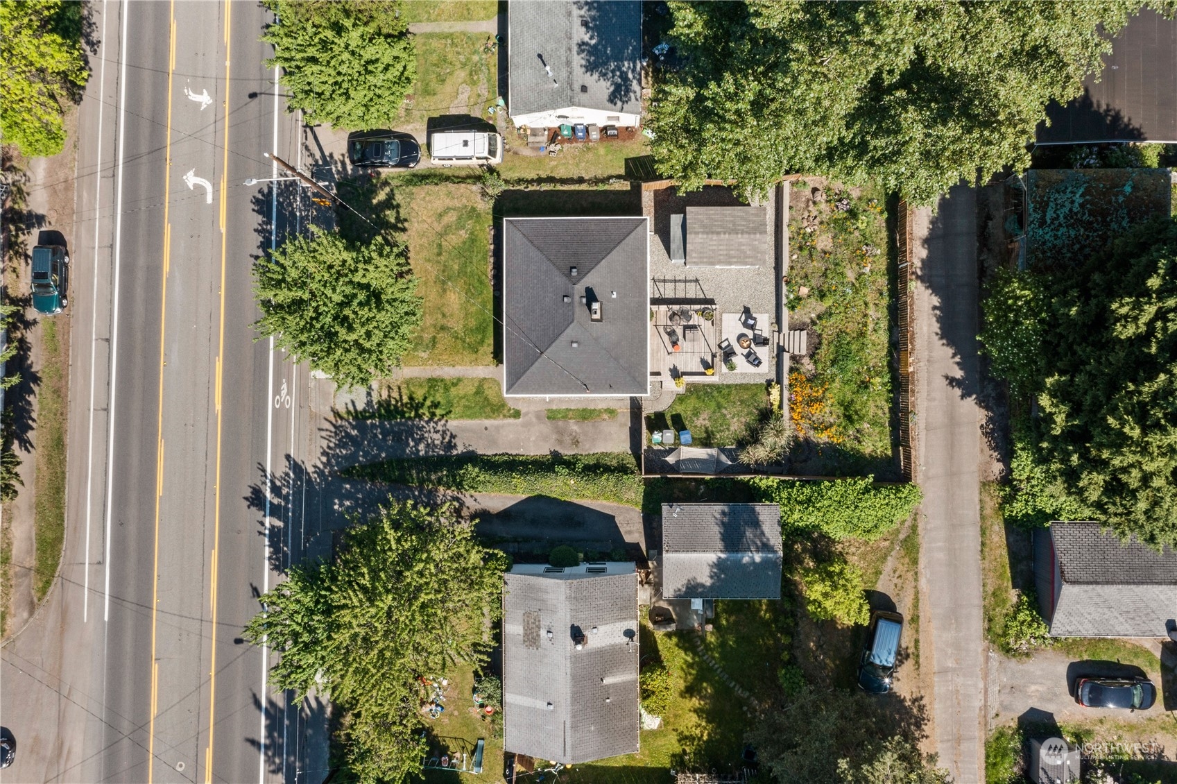 12012 Renton Avenue South Seattle, WA 98178 - Photo 27 of 29 Gallery Image 27